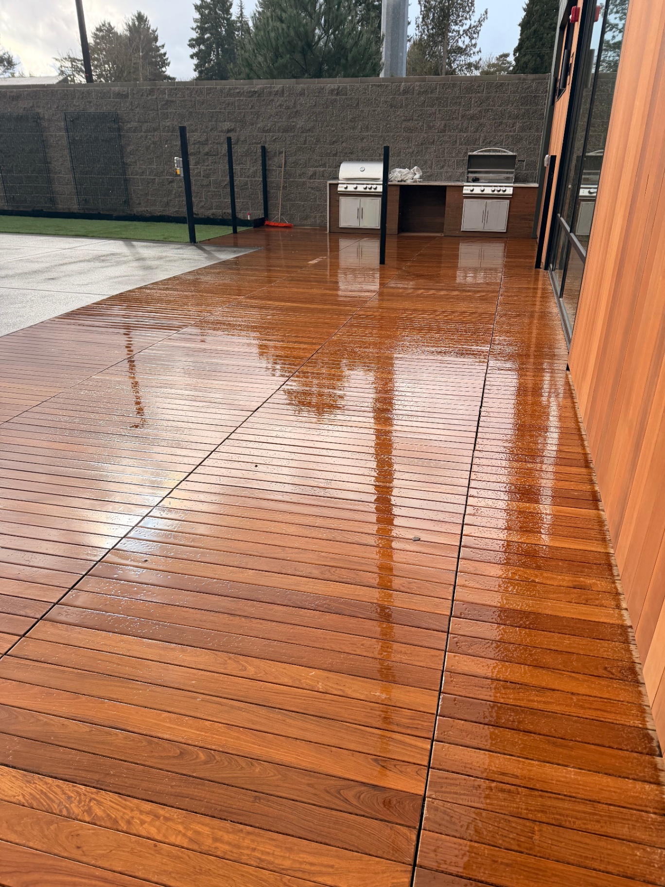 Hardwood & Pedestal Decking Systems